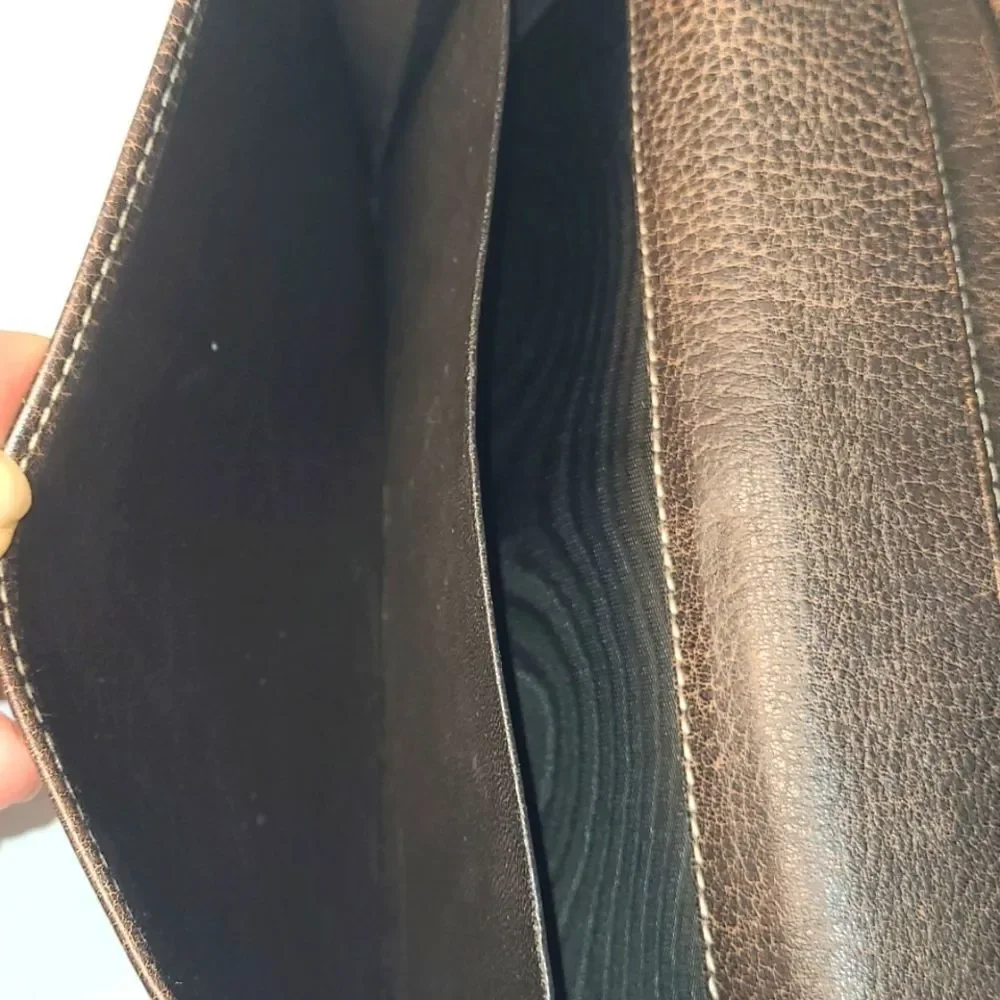 Authentic Gucci GG Monogram Wallet - Picture 9 of 11
